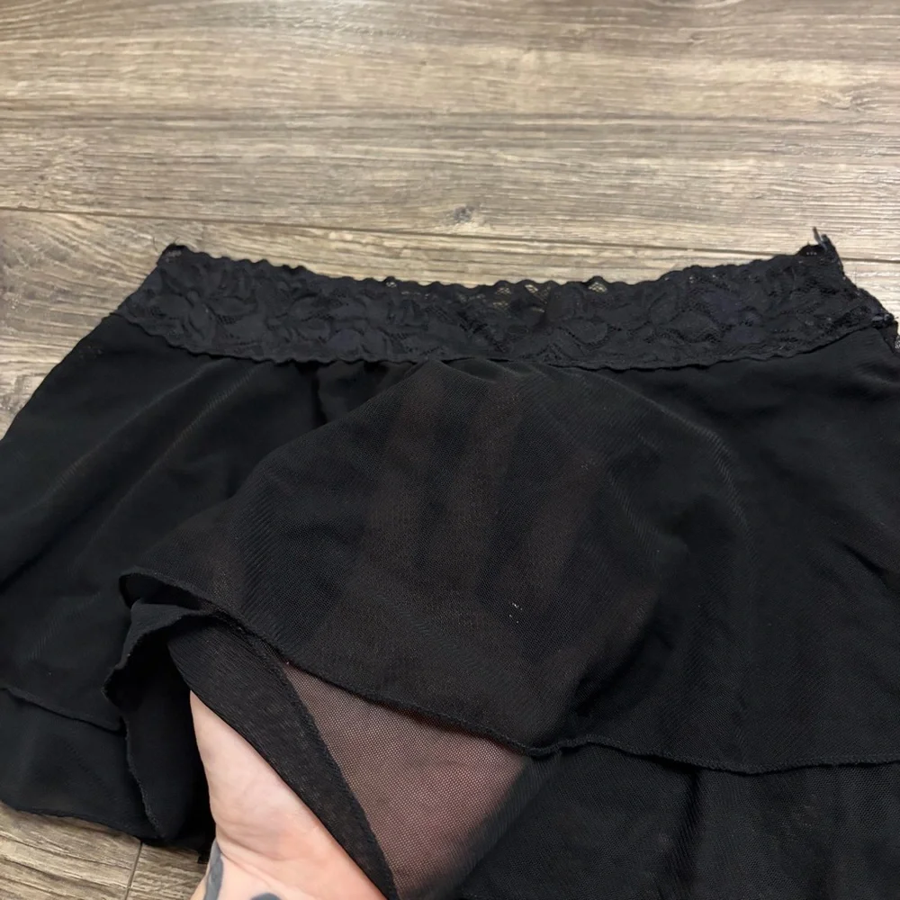 90s European Vintage Mesh Lace Tiered Ruffle Mini Lingerie Skirt (Black) Small